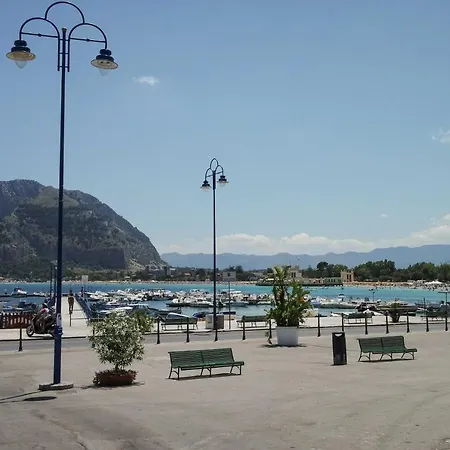 Casa Da Silvia 3* باليرمو